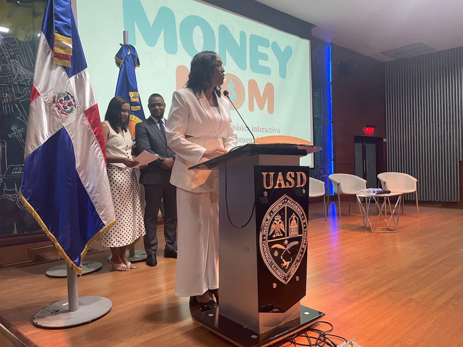 Presentan “Money Mom”, la primera guía interactiva de finanzas exclusiva para madres en República Dominicana