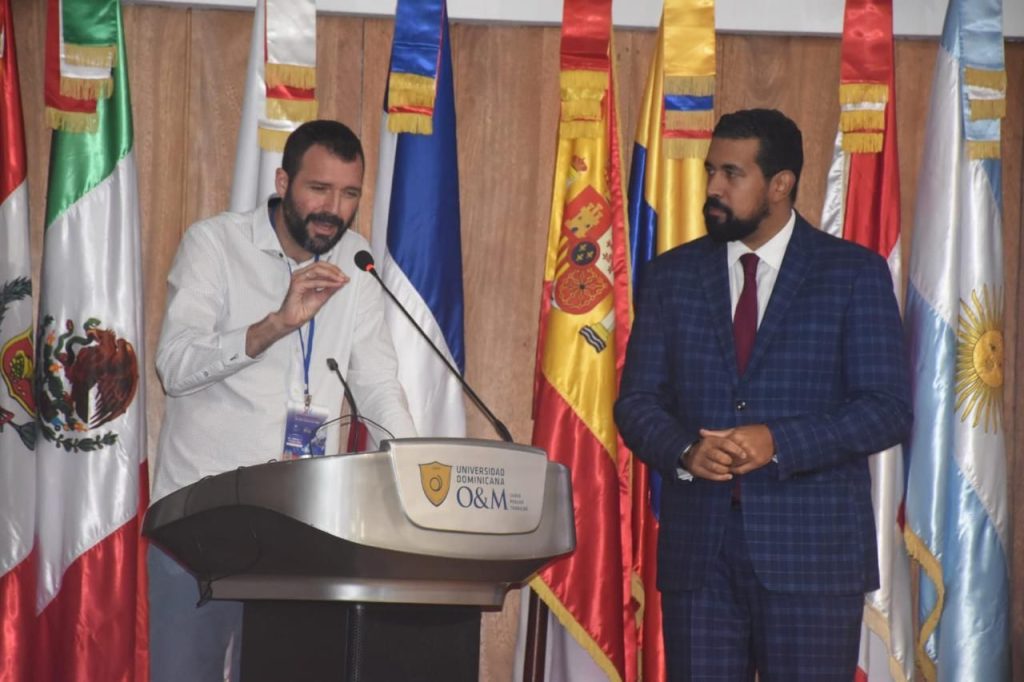 WhatsApp-Image-2025-07-25-at-4.45.32-PM-1024x682 Experto internacional destaca avances en vacunas durante la Semana Dominicana de la Ciencia y la Tecnología, en el marco del XX Congreso Internacional de Investigación Científica, organizado por el Mescyt.