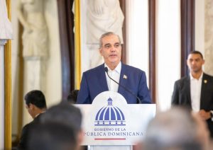 Presidente Abinader dice que gracias al fortalecimiento y trabajo de las Fuerzas Armadas y la Policía Nacional la República Dominicana se consolida como un faro de paz en la región