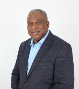 Bienvenido Santana confía en la sensatez del PRM pese a críticas al proceso interno