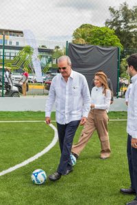 Presidente Abinader y alcaldesa Carolina Mejía inauguran Malecón Deportivo, nuevo punto de encuentro del deporte dominicano