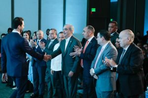 Presidente Abinader encabeza lanzamiento de plataforma de Pagos con Tarjetas de la Dirección de Aduanas para agilizar procesos y fortalecer transformación digital de los servicios aduaneros